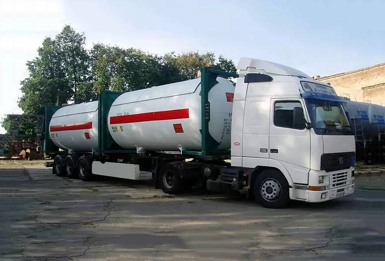 Заказ газели термобудка для перевозки оборудования из Москва в Москва