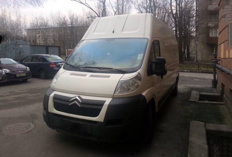 Заказать машину перевезти строительные грузы из Петрозаводск в Краснодар